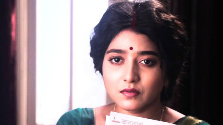 Bengali Serial News: Aratrika Maiti is coming back with a new serial named Mithi Jhora Netizen wrote negative comments over the promo Bengali Serial Update: মিতুলের গল্প শেষ হতে না হতেই নতুন ধারাবাহিকে আরাত্রিকা, একঘেয়ে গল্পে বিরক্ত অনুরাগীরা!