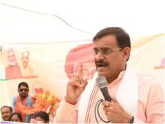 एमपी: मौत पर सियासी बवाल! 'आचार संहिता के दौरान दिग्विजय सिंह का धरना', बीजेपी ने पूछा- किसने दी अनुमति?