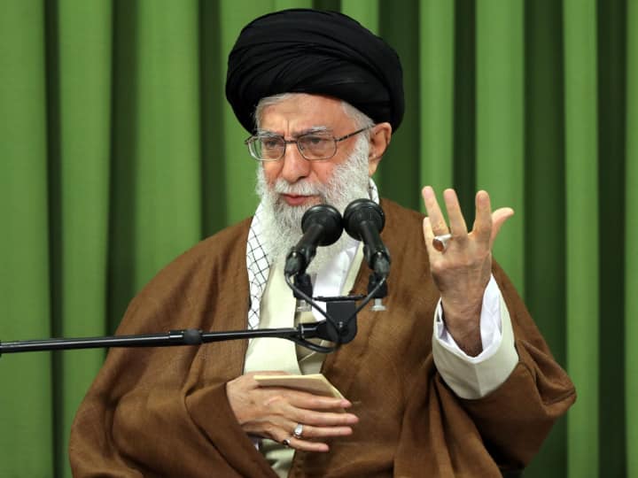 Iran Supreme Leader Ayatollah Ali Khamenei Remark Over Israel Hamas War Says Israel Has Failed 'सच्चाई ये है कि हमास के खिलाफ युद्ध में इजरायल को हार का सामना करना पड़ा है', जानें क्या कुछ बोले ईरान के सर्वोच्च नेता