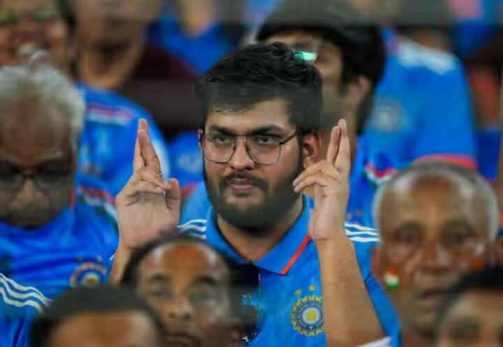 ਭਾਰਤ ਦੀ ਹਾਰ ਤੋਂ ਬਾਅਦ ਨਰਿੰਦਰ ਮੋਦੀ ਸਟੇਡੀਅਮ 'ਚ ਸੰਨਾਟਾ ਛਾ ਗਿਆ। ਪ੍ਰਸ਼ੰਸਕਾਂ ਕੋਲ ਉਦਾਸੀ ਤੋਂ ਇਲਾਵਾ ਕੁਝ ਨਹੀਂ ਸੀ।