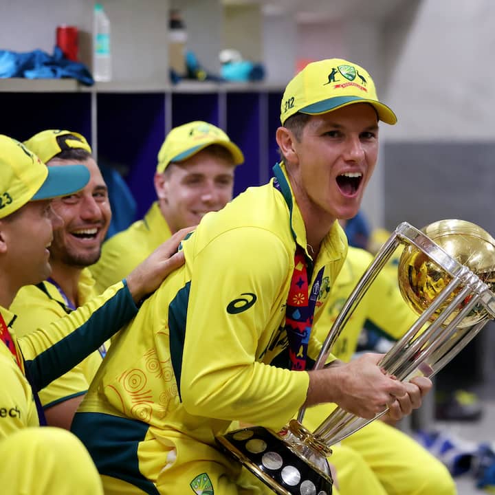 बता दें कि फाइनल मुकाबले में भारतीय टीम पहले बैटिंग करते हुए 240 रनों के स्कोर पर ऑलआउट हो गई थी. जवाब में उतरी ऑस्ट्रेलिया ने 241 रनों के लक्ष्य को 4 विकेट पर 43 ओवर में हासिल कर लिया था.