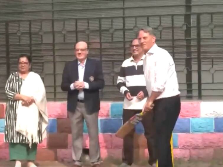 Australian Deputy PM Richard Marles Plays Cricket Delhi Arun Jaitley Stadium Australian Deputy PM Richard Marles Plays Cricket At Premises Of Delhi's Arun Jaitley Stadium. Watch