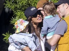 Priyanka Chopra Steps Out In LA With Daughter Malti Marie; See All Photos