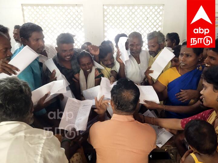 Villupuram Petitions piled up in the weekly grievance redressal meeting TNN விழுப்புரத்தில் வாராந்திர குறைதீர்ப்பு கூட்டத்தில் குவிந்த மனுக்கள்... திணறிய அதிகாரிகள்