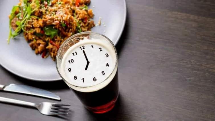 Early Dinner Benefits can prolong your life span know its benefits marathi news Early Dinner Benefits : रात्री सातच्या आत करा जेवण! लवकर जेवण करण्याचे 'हे' आहेत फायदे