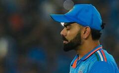 Virat Kohli: ਵਿਰਾਟ ਕੋਹਲੀ ਦੀਆਂ ਅੱਖਾਂ ਚੋਂ ਝਲਕੇ ਹੰਝੂ, ਅਨੁਸ਼ਕਾ ਸ਼ਰਮਾ ਨੇ ਕ੍ਰਿਕਟਰ ਨੂੰ ਇੰਝ ਦਿੱਤਾ ਦਿਲਾਸਾ