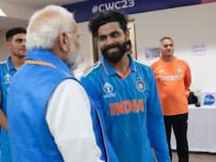 हम सभी दुखी हैं... विश्व कप के फाइनल में हार के बाद ड्रेसिंग रूम पहुंचे पीएम मोदी, शमी को लगाया गले, जडेजा से मिलाया हाथ