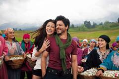 Bollywood Kissa: शाहरुख खान की हर शूटिंग में आकर ये काम करती हैं कुछ जर्मन महिलाएं...अनुष्का शर्मा ने खोला था बड़ा राज