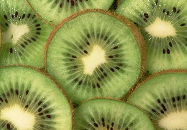 કિડની લોહીને શુદ્ધ કરે છે અને શરીરની ગંદકીને યુરિન દ્વારા શરીરમાંથી નિકાલ કરે છે. કિડની ઘણા હોર્મોન જેવા કે એન્જીઓટેન્સીન, એલ્ડોસ્ટેરોન, પ્રોસ્ટાગ્લેડિન બનાવે છે. બોડીમાં આ જરૂરી અંગ જો ખરાબ થઇ જાય તો બોડીમાં ઘણા પ્રકારની મુશ્કેલીઓ થઇ શકે છે.