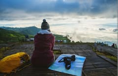 बेहद खूबसूरत है भारत का ये गांव, यहां बादलों को टक से छू कर वापस आ सकते हैं आप, इसकी नेचुरल ब्यूटी के आगे स्विट्ज़रलैंड भी फेल