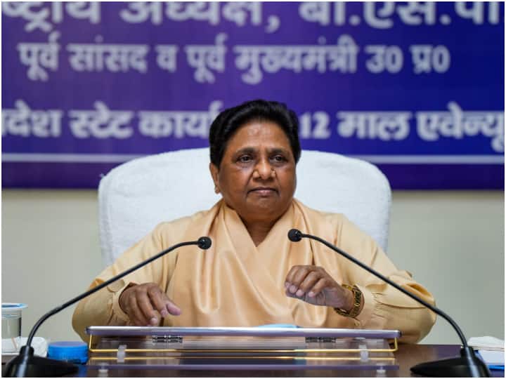 BSP chief Mayawati increased her focus on reserved seats in Lok Sabha elections 2024 UP News Lok Sabha Elections 2024: यूपी में लोकसभा चुनाव के लिए बसपा से टिकट मिलना नहीं होगा आसान? मायावती ने बनाया खास प्लान
