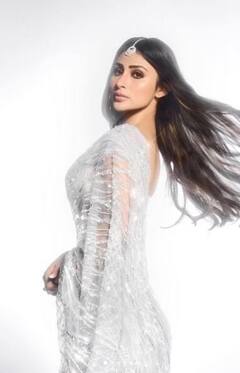 Mouni Roy: ਮੌਨੀ ਰਾਏ ਨੇ ਚਿੱਟੀ ਸਾੜੀ ਵਿੱਚ ਦਿੱਤੇ ਮਨਮੋਹਕ ਪੋਜ਼, ਫੈਨਜ਼ ਨੇ ਕਿਹਾ-ਚਾਂਦਨੀ