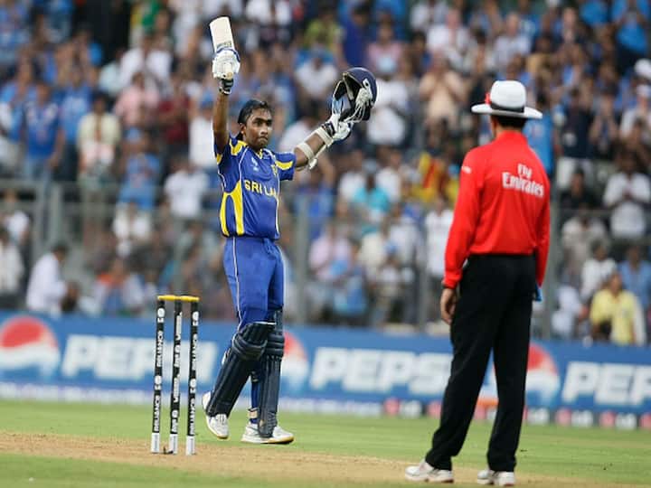 In the 2011 ODI World Cup final against India at Mumbai's Wankhede Stadium on April 2, Mahela Jayawardene, the former Sri Lankan captain, crafted an innings of 103 runs from 88 balls. Despite his excellent performance, Sri Lanka's target of 275 runs couldn't deter India, who successfully chased it down in 48.2 overs with the loss of four wickets. (Image Credit: Getty)