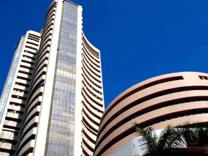 Stock Market Closing: शेयर बाजार की क्लोजिंग सपाट रही, सेंसेक्स-निफ्टी में नहीं मिला मुनाफा Stock Market Closing: शेयर बाजार की क्लोजिंग सपाट रही, सेंसेक्स-निफ्टी में नहीं मिला मुनाफा