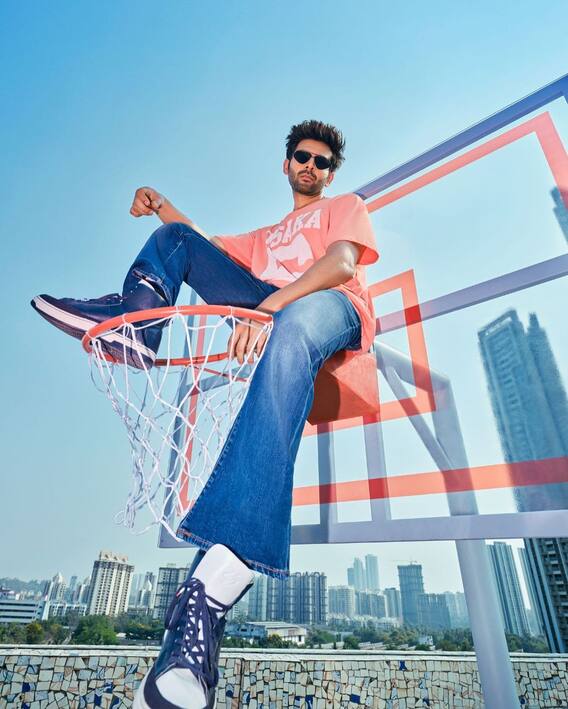 Kartik Aryan Birthday: Bollywood's rising superstar, who earned crores of rupees in 12 years of career Kartik Aryan Birthday: Bollywood's rising superstar, who earned crores of rupees in 12 years of career