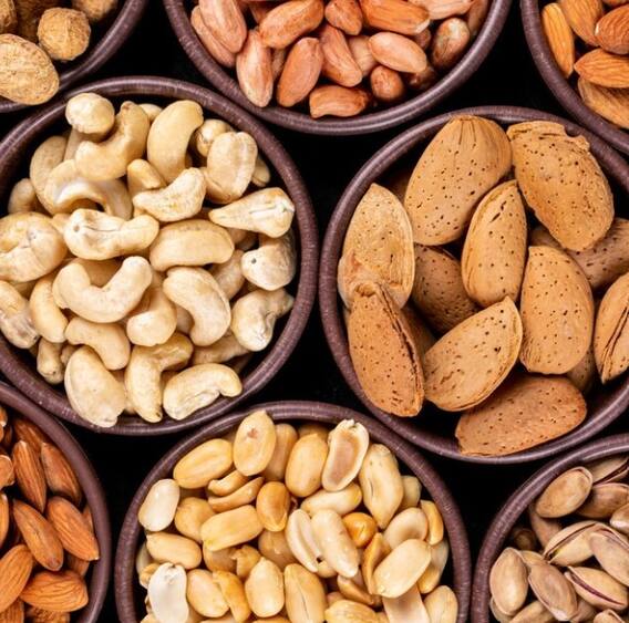 Nuts Side Effects: Eating too many dry fruits can make you sick, let's know... Nuts Side Effects: Eating too many dry fruits can make you sick, let's know...
