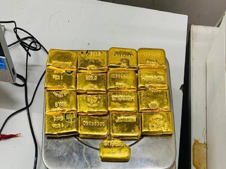 4 kg gold bars smuggled from Bangkok to India have been seized by Delhi airport customs officials. Gold Smuggling: இந்தியாவுக்கு கடத்திக் கொண்டுவரப்பட்ட 4 கிலோ தங்கம் - அலேக்காக மடக்கிய சுங்கத்துறை!