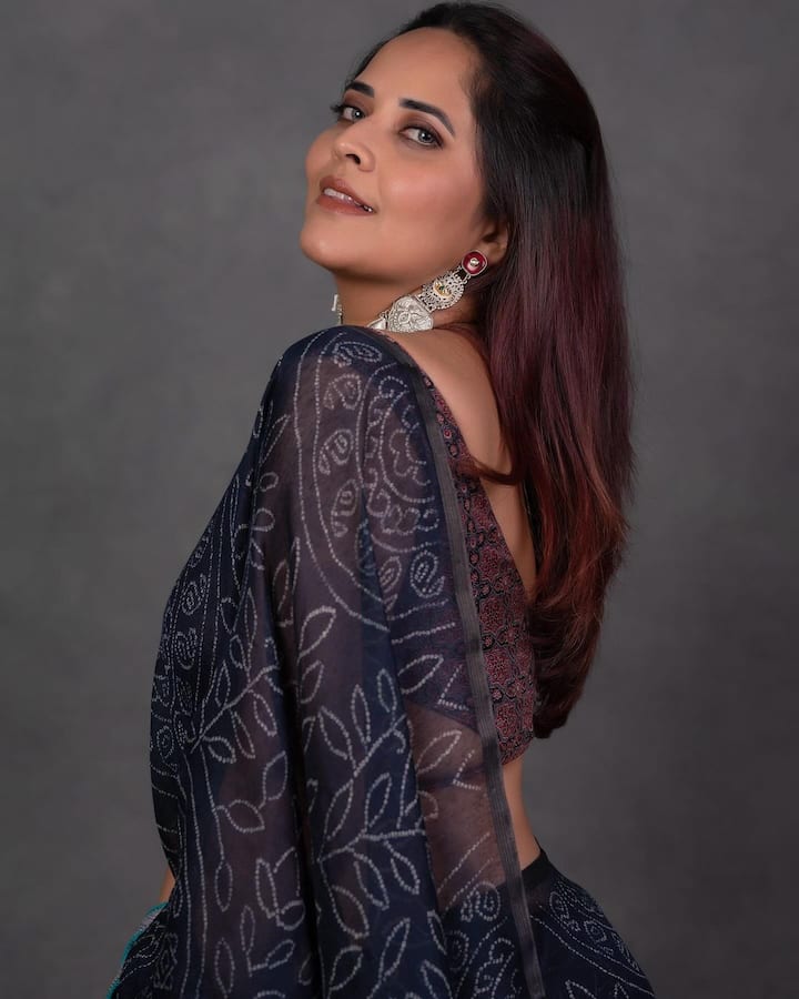 శారీలో అనసూయ ఫోటోలు (Image Courtesy : itsme_anasuya / instagram)