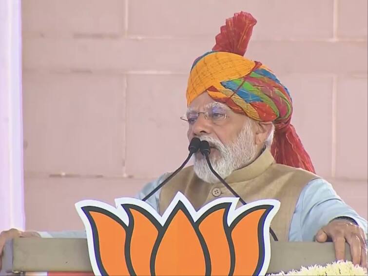 PM Modi Viksit Bharat Sankalp Yatra Rajasthan Madhya Pradesh Chhattisgarh Telangana Mizoram 'Modi's Guarantee Begins After Hope From Others Ends': PM Flags Off 'Viksit Bharat Sankalp Yatra' In 5 States