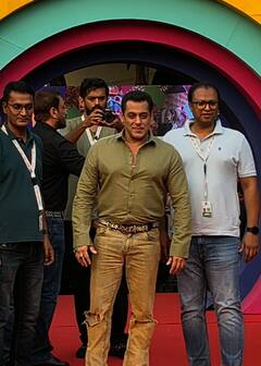 IFFI में शामिल होने के लिए दबंग अंदाज में पहुंचे सलमान ख़ान, पैपराज़ी को हाथ जोड़कर किया नमस्ते