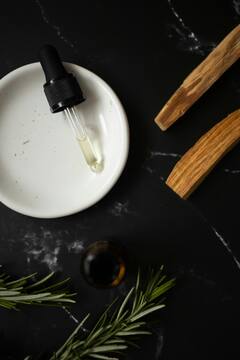 முடி உதிர்வு பிரச்சனையா? கவலையே வேண்டாம்! இதை பாலோ பண்ணுங்க