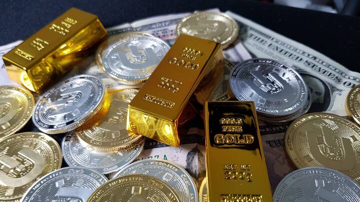 मुंबई - मुंबईत सोन्याचा भाव 61640 रुपये प्रति 10 ग्रॅम आहे. (Mumbai Gold Rate Today) दिल्ली - सोन्याचा भाव 61790 रुपये प्रति 10 ग्रॅमवर ​​आहे. (Delhi Gold Rate Today)