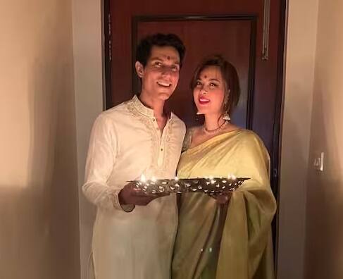 Randip Hudda वेडिंग: शादी के बंधन में बंधने जा रहे हैं रणदीप हुडा, देखें कपल की रोमांटिक तस्वीरें Randip Hudda वेडिंग: शादी के बंधन में बंधने जा रहे हैं रणदीप हुडा, देखें कपल की रोमांटिक तस्वीरें