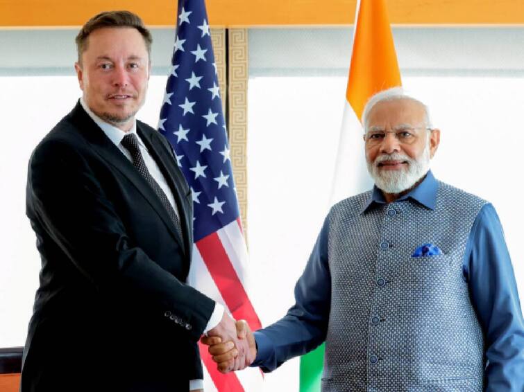 India To Finalize Deal With Tesla To Import EVs Set Up Plant Soon - announcement could come at the Vibrant Gujarat Global Summit Tesla: இந்தியாவில் கால்தடம் பதிக்கப் போகும் டெஸ்லா! விரைவில் வெளியாகிறது அறிவிப்பு?