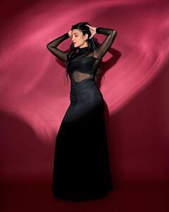 Shruti Haasan Is The Epitome Of Confidence In Black Bodycon Dress; PICS