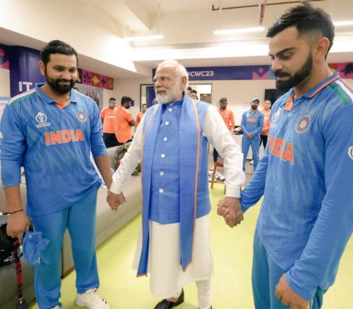 குஜராத் நரேந்திர மோடி மைதானத்தில் நடைப்பெற்ற இந்த போட்டியில் இந்திய பிரதமர் மோடி, மத்திய உள்துறை அமைச்சர் அமித் ஷா உள்ளிட்டோர் பங்குபெற்றனர்.