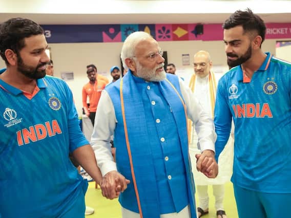 PM Modi Meets Team India Cricketers : World cup Final ఓటమి తర్వాత క్రికెటర్లతో మోదీ | ABP Desam
