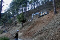 Uttarakhand : उत्तरकाशीमध्ये बोगद्यात अडकलेल्या 41 मजूरांना 9 दिवसांनंतर पहिल्यांदा मिळाली खिचडी..