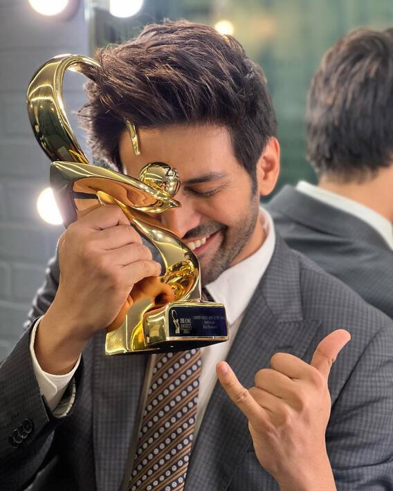 Kartik Aryan Birthday: Bollywood's rising superstar, who earned crores of rupees in 12 years of career Kartik Aryan Birthday: Bollywood's rising superstar, who earned crores of rupees in 12 years of career
