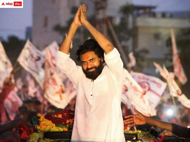 andhra news janasena president pawan kalyan helped fishermen who lossed boats in visakha fishing harbor accident latest news Pawan Kalyan: విశాఖ ఫిషింగ్ హార్బర్ ప్రమాదం - బాధితులకు జనసేనాని ఆర్థిక సాయం