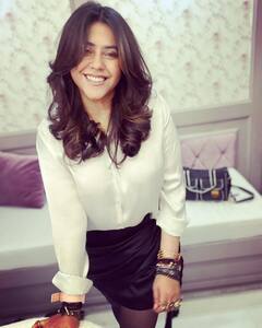 PHOTO: एकता कपूरने रचला इतिहास! ठरली आंतरराष्ट्रीय एमी डायरेक्टरेट पुरस्कार जिंकणारी पहिली भारतीय महिला चित्रपट निर्माती..