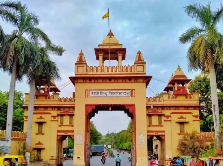 Pallavi Patel raised questions on BJP on drama of Shivaji Maharaj life in bhu BHU में आज शुरू होगा शिवाजी महाराज के जीवन पर नाटक का मंचन, पल्लवी पटेल ने उठाए  BJP पर सवाल