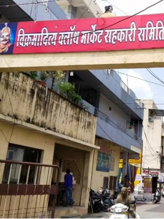 सस्ते कपड़े के लिए मध्यप्रदेश में मशहूर है उज्जैन की ये मार्केट, जाना ना भूलें