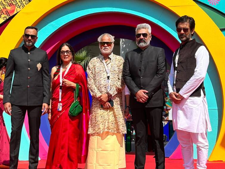 Makers Announce Sanjay Mishra, Neena Gupta-Starrer 'Vadh' Sequel At IFFI Makers Announce Sanjay Mishra, Neena Gupta-Starrer 'Vadh' Sequel At IFFI