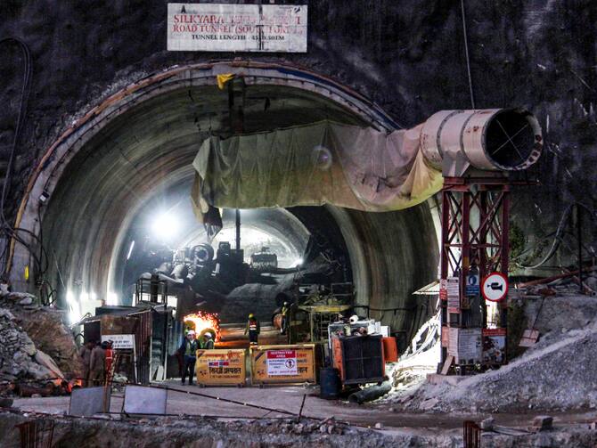 Uttarkashi Silkyara Tunnel Collapse 5 Laborers Of Bihar Will Also Come Out  ANN | Uttarkashi Tunnel Rescue: अंतिम चरण में सुरंग का रेस्क्यू, बिहार के 5  मजदूर भी आएंगे बाहर, सलामती के