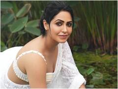 Nandini Rai: తెల్లచీరలో దేవకన్యలా కనిపిస్తున్న నందిని రాయ్