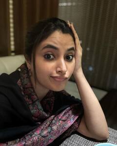 Priyanka Mohan Photos : க்யூட்டாக போஸ் கொடுக்கும் டான் நடிகை பிரியங்கா மோகன்!