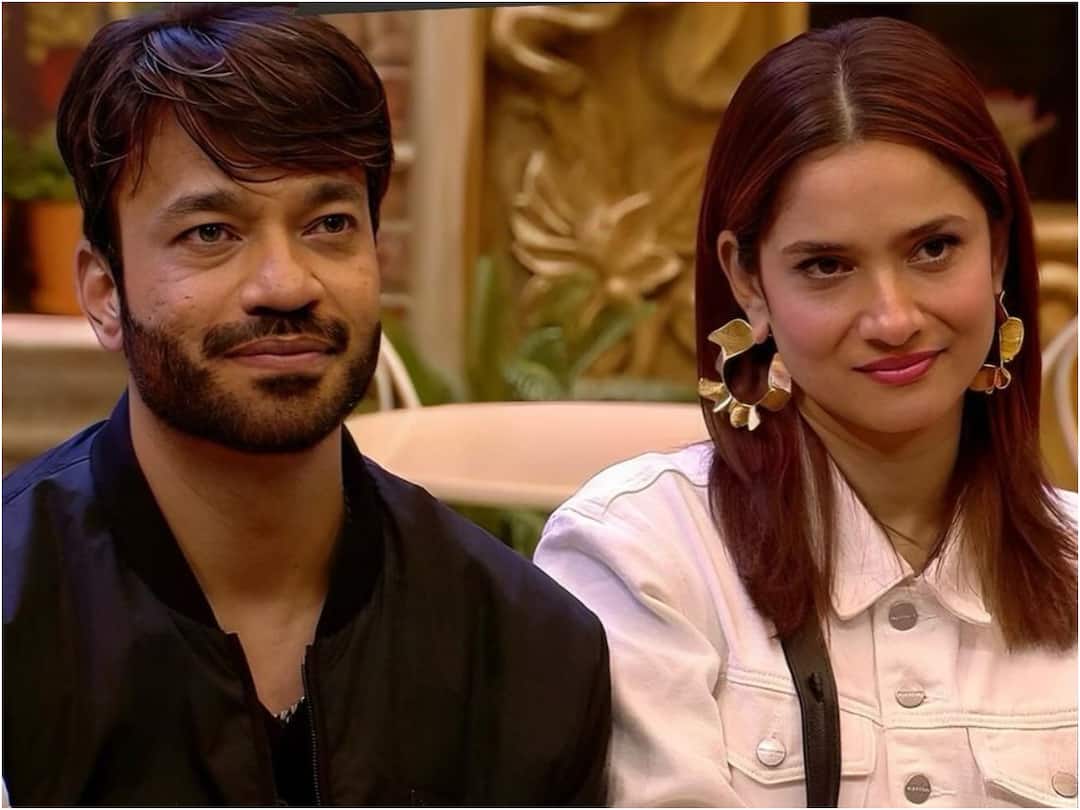 Ankita Lokhande hits husband vicky with slippers in bigg boss 17 Ankita Lokhande: బిగ్ బాస్ హౌస్‌లో భర్తను చెప్పుతో కొట్టిన భార్య - వీడియో వైరల్