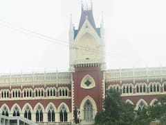 पश्चिम बंगाल में रैली के लिए अमित शाह को मिला निमंत्रण, रोक लगवाने के लिए हाई कोर्ट पहुंच गई पुलिस