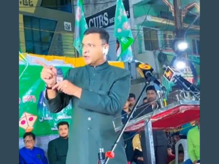 Telangana Elections 2023 AIMIM Leader Akbaruddin Owaisi Threatens Police Inspector Model Code Of Conduct 'If I Signal...': Akbaruddin Owaisi 'Threatens' Cop For Flagging Poll Code Breach — WATCH