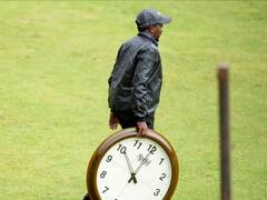 మరో కొత్త రూల్‌ తెచ్చిన ఐసీసీ, ప్రయోగాత్మకంగా స్టాప్‌ క్లాక్‌ విధానం