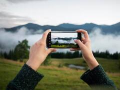 30,000 के बजट में 5 बेस्ट कैमरा स्मार्टफोन, इसमें मिलेगा 200MP का मेन सेंसर