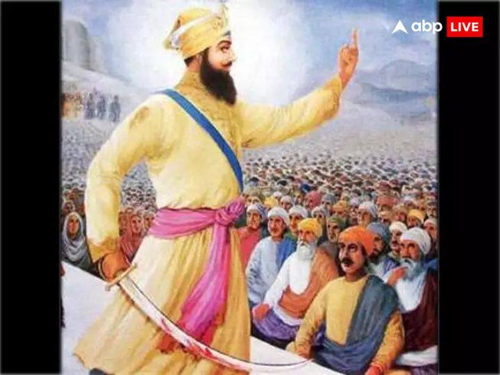 जो सिखों के दसवें गुरू गुरु गोविन्द सिंह के आह्वान पर धर्म की रक्षा के लिये अपना-अपना सिर कटवाने के लिये तैयार हुए थे.