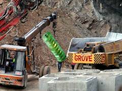 'फिक्र मत करो, हम जल्द मिलेंगे', उत्तरकाशी टनल में फंसे मजदूरों ने अपने परिवारवालों से की बात