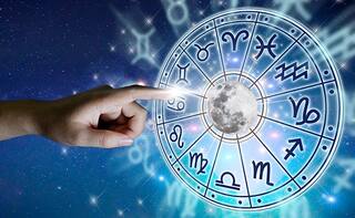 Horoscope Tomorrow: આ 4 રાશિના જાતકે આવતી કાલે આ બાબતે ખાસ રહેવું પડશે સાવધાન, જાણો 12 રાશિનું રાશિફળ