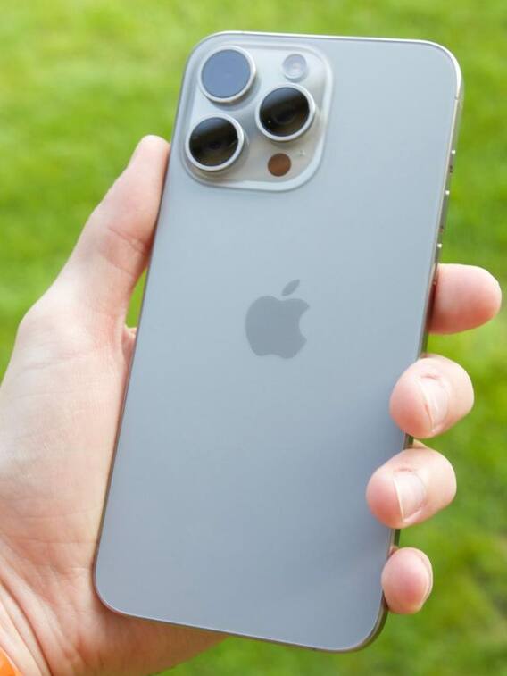 iPhone टच किये बिना कर सकते हैं कॉल